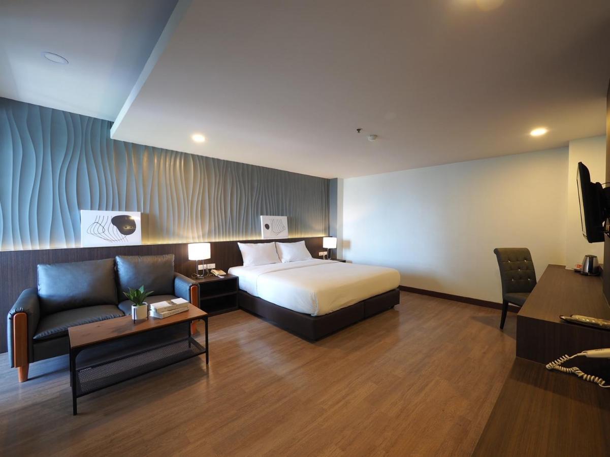 Pb Grand Hotel Hat Yai Exterior foto