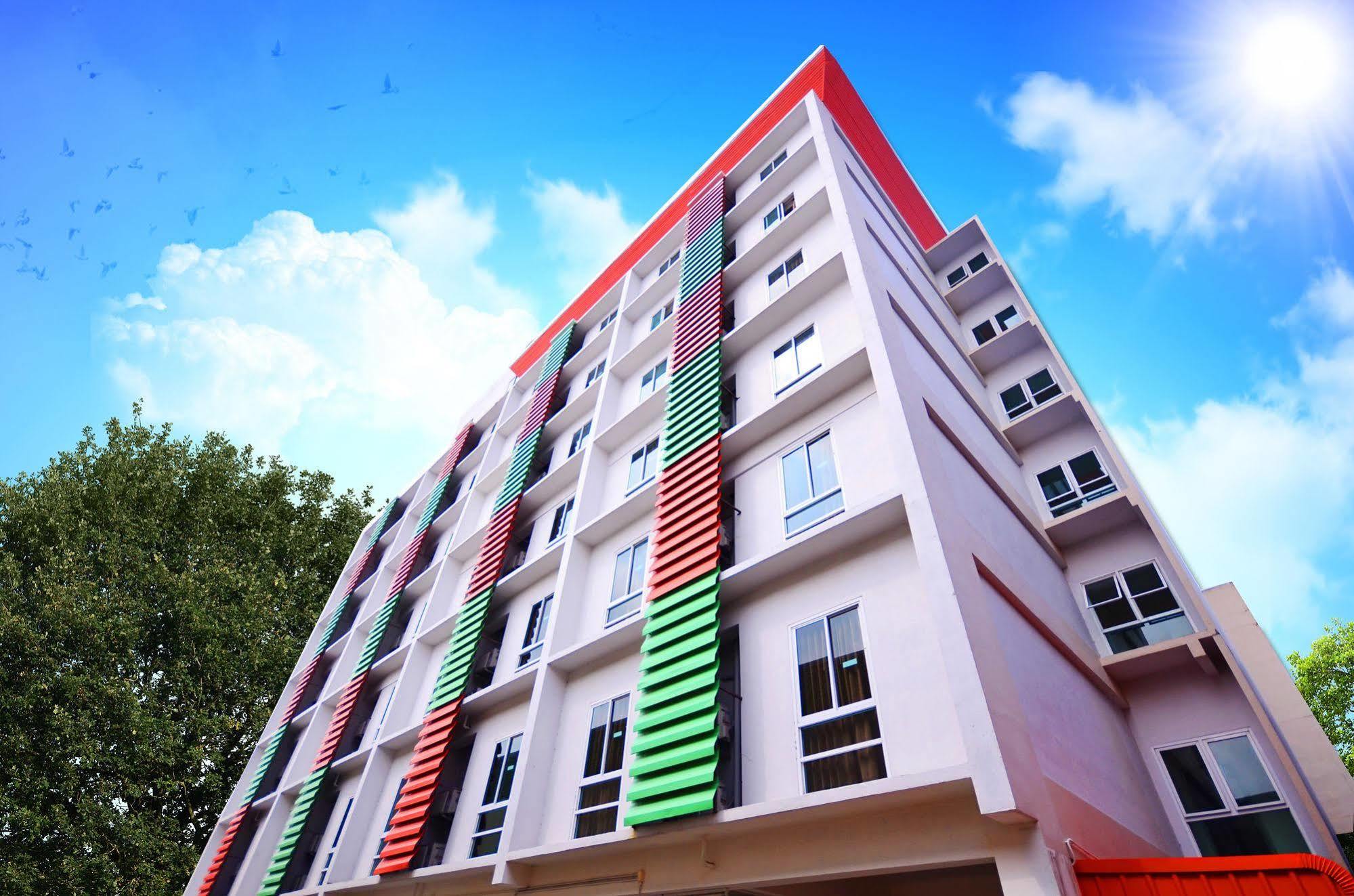 Pb Grand Hotel Hat Yai Exterior foto