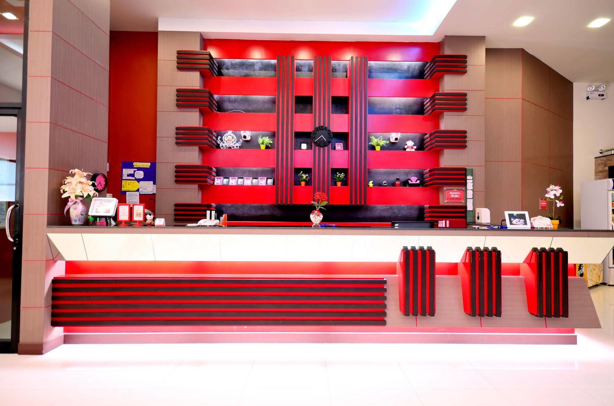 Pb Grand Hotel Hat Yai Exterior foto